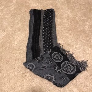 Multi-pattern scarf